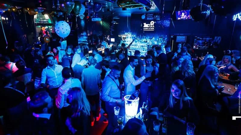 Ku Club & Bar