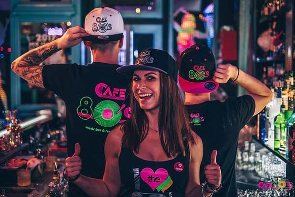 Cafe 80s